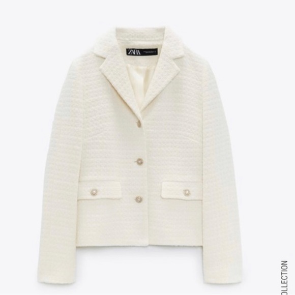 Zara textured Cropped Blazer with Gold Buttons - Picture 4 of 14